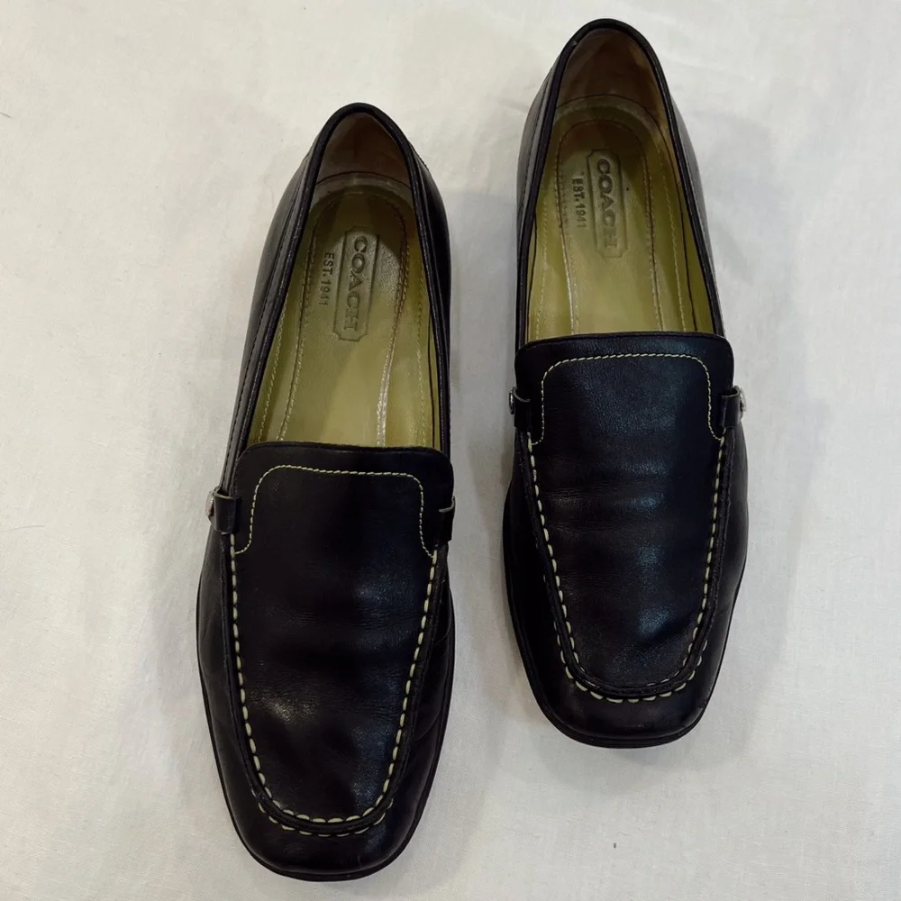 Coach Daisy Loafers - Picture 4 of 11